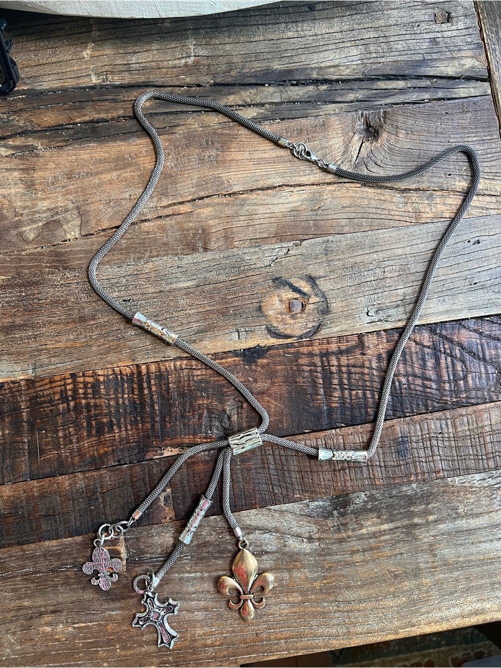 Fleur-de-Lis Pendant Multi-Charm mesh necklace in Antique Gold & Silver tone
